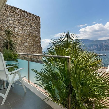 Hotel Vega Мальчезіне Екстер'єр фото