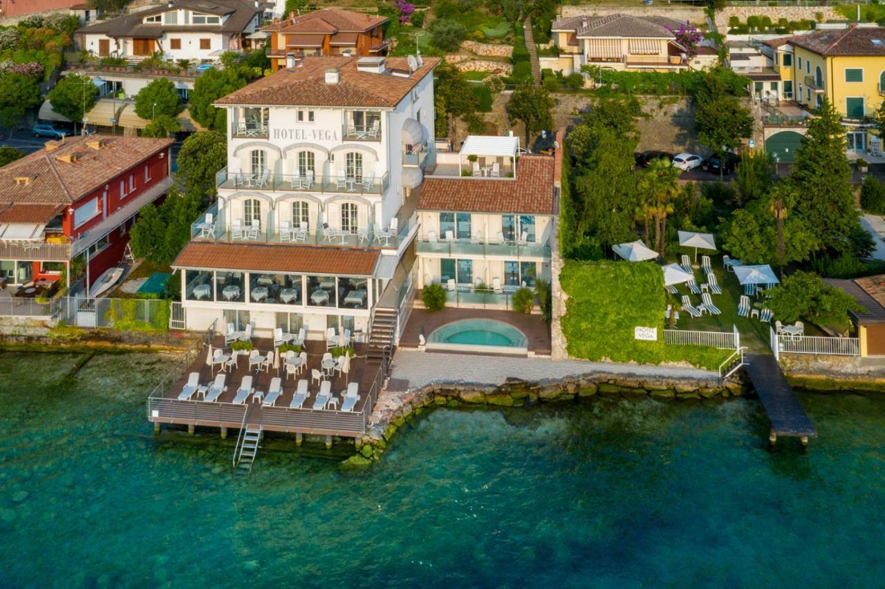 Hotel Vega Мальчезіне Екстер'єр фото